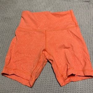 Lululemon Wunder Train High-Rise Short 6"